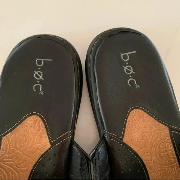 B.O.C. Women's Flat Sandals Slip-on Slides Flip Flops Black Faux Leather Size 11 - Picture 3 of 5